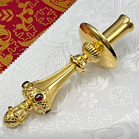 2.7.2682лп Подсвечник ручной латунный с красными камнями в позолоте 
