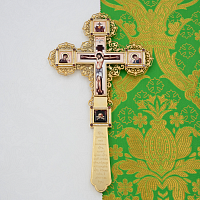 2.7.1842лп-2 Напрестольный латунный крест с красными камнями в позолоте
