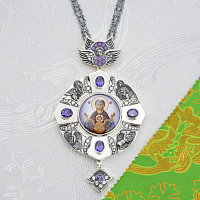 2.7.2715лр-18/154лр Панагия латунная с фиолетовыми камнями в серебрении