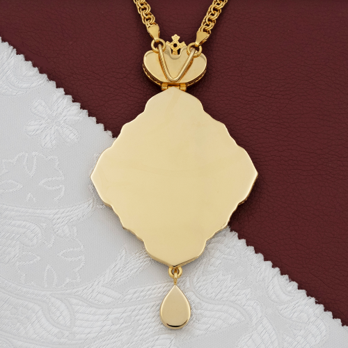 2.7.1334лп-2/1лп Панагия латунная в позолоте с и цепью фото 2 2.7.1334лп-2/1лп Панагия латунная в позолоте с и цепью фото 2