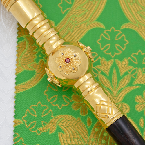 2.7.2889лп Жезл латунный с красными камнями в позолоте фото 5